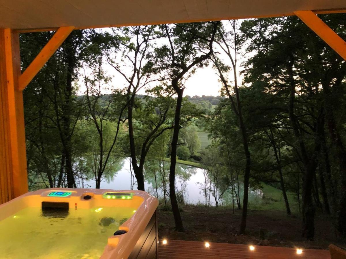 Les Cabanes Du Lac - Spa - Petit Dejeune - Cabane Du Frene & Cabane Du Chene Premium Sevignacq Zimmer foto